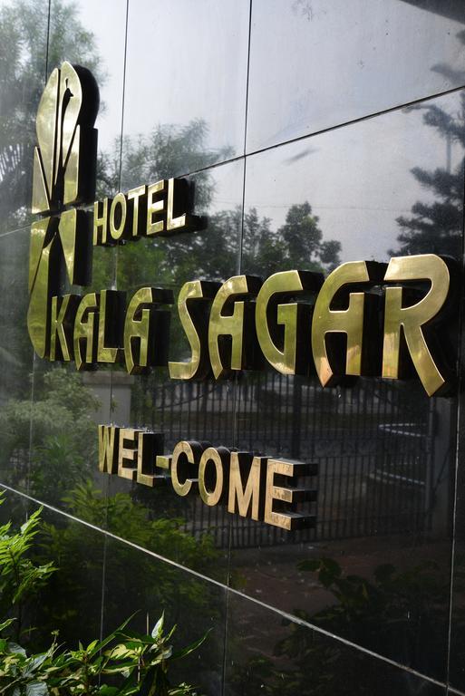 Hotel Kala Sagar Poona Buitenkant foto