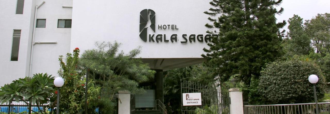 Hotel Kala Sagar Poona Buitenkant foto